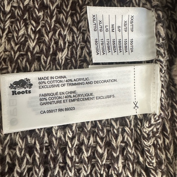 Roots Black and Cream Knit Hoodie - Picture 9 of 10